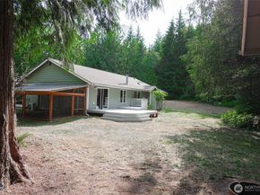 660 Peter Hagen Road W, Seabeck WA 98383