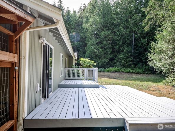 660 Peter Hagen Road W, Seabeck WA 98383