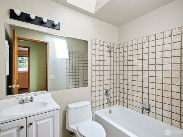 10122 50TH Place W, Mukilteo WA 98275