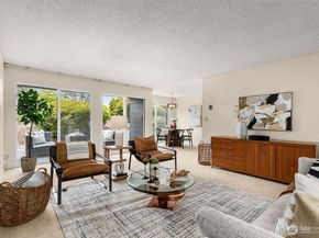 2501 Canterbury Lane 119, Seattle WA 98112
