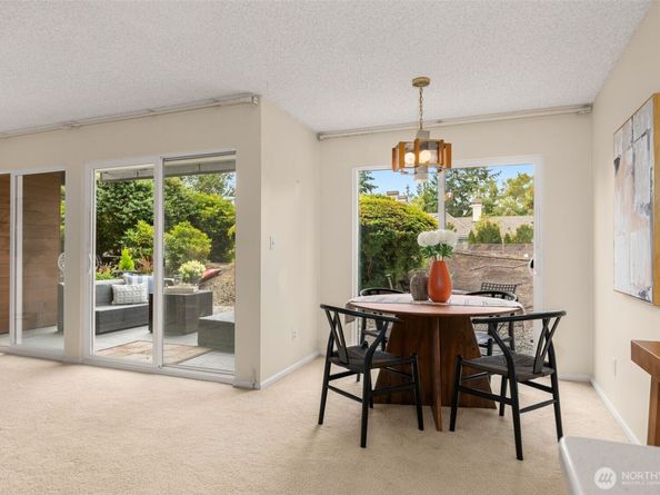 2501 Canterbury Lane 119, Seattle WA 98112