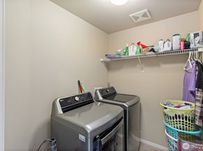 442 Tacoma Place NE, Renton WA 98056