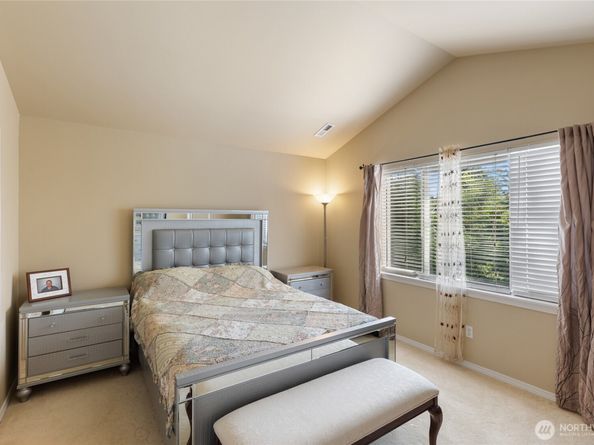 442 Tacoma Place NE, Renton WA 98056