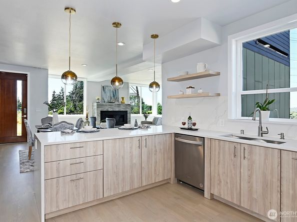 4524 12th Avenue S, Seattle WA 98108