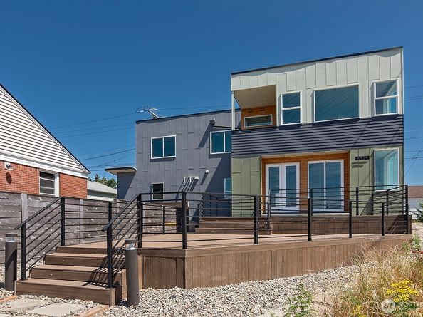 4524 12th Avenue S, Seattle WA 98108