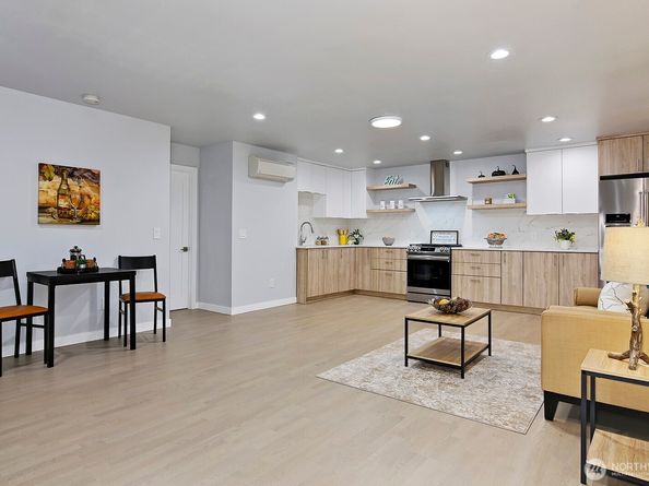 4524 12th Avenue S, Seattle WA 98108