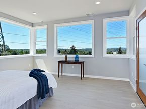 4524 12th Avenue S, Seattle WA 98108