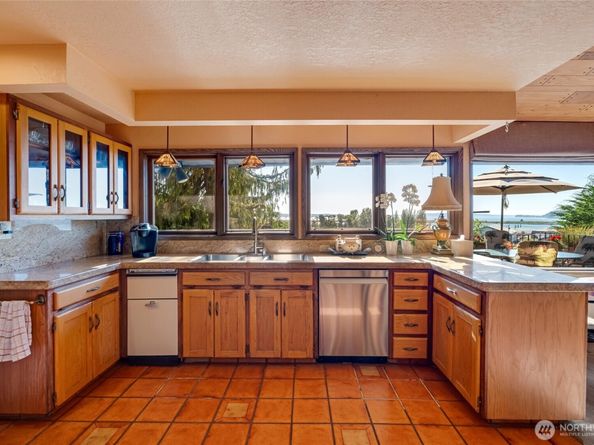 416 Alverson Boulevard, Everett WA 98201