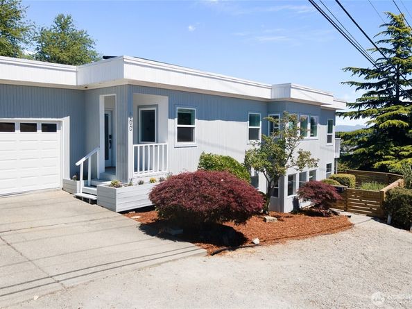 600 SW Cloverdale Street, Seattle WA 98106