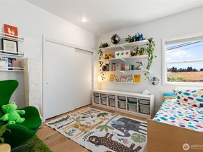 600 SW Cloverdale Street, Seattle WA 98106