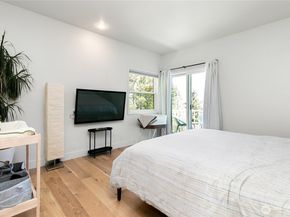 600 SW Cloverdale Street, Seattle WA 98106