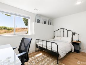 600 SW Cloverdale Street, Seattle WA 98106