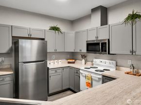 1500 S 18th Street J102, Renton WA 98055