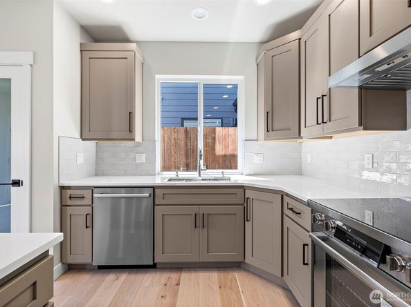 13811 48th Drive SE A, Snohomish WA 98296