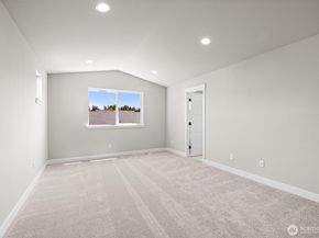 13811 48th Drive SE A, Snohomish WA 98296