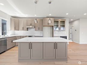 13811 48th Drive SE A, Snohomish WA 98296