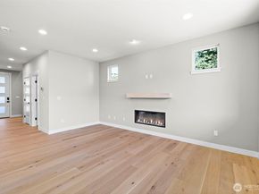 13811 48th Drive SE A, Snohomish WA 98296