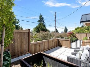 3812 31st Avenue W, Seattle WA 98199