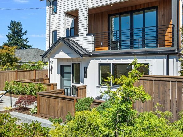 3812 31st Avenue W, Seattle WA 98199