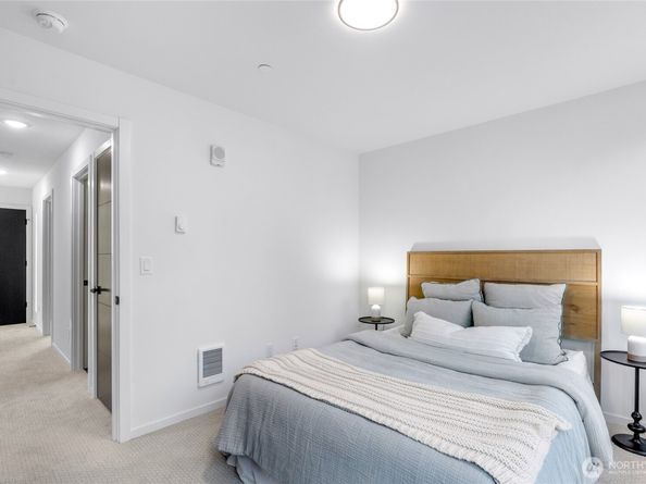 12510 35th Avenue NE A, Seattle WA 98125