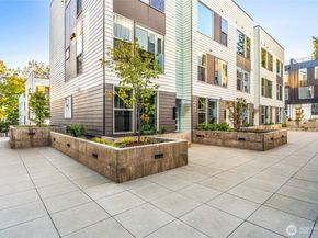 12510 35th Avenue NE A, Seattle WA 98125