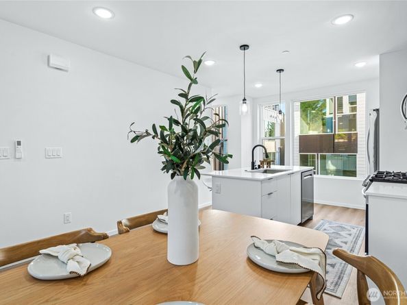 12510 35th Avenue NE A, Seattle WA 98125