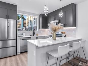 12510 35th Avenue NE A, Seattle WA 98125