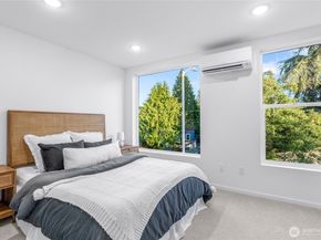 12510 35th Avenue NE A, Seattle WA 98125