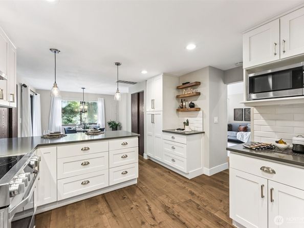 21232 NE 12th Street, Sammamish WA 98074