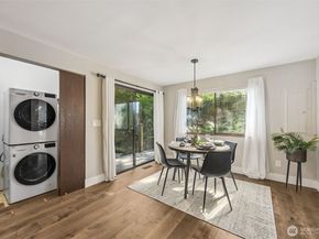 21232 NE 12th Street, Sammamish WA 98074