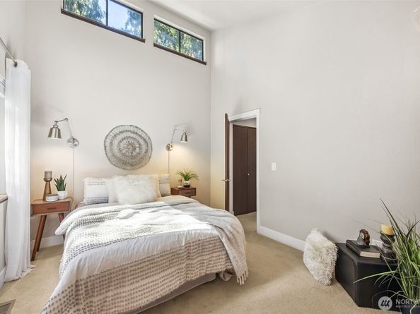 21232 NE 12th Street, Sammamish WA 98074