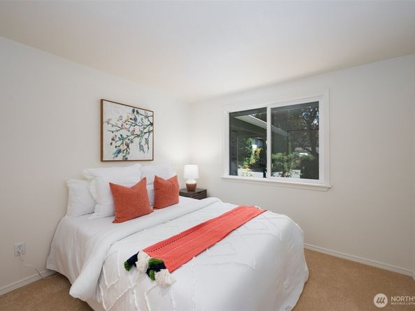 10909 156th Place NE, Redmond WA 98052