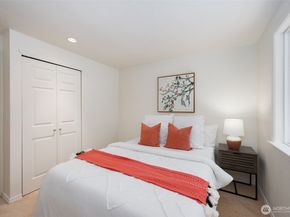 10909 156th Place NE, Redmond WA 98052
