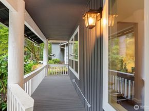 16556 189th Avenue NE, Woodinville WA 98072