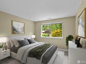 16556 189th Avenue NE, Woodinville WA 98072