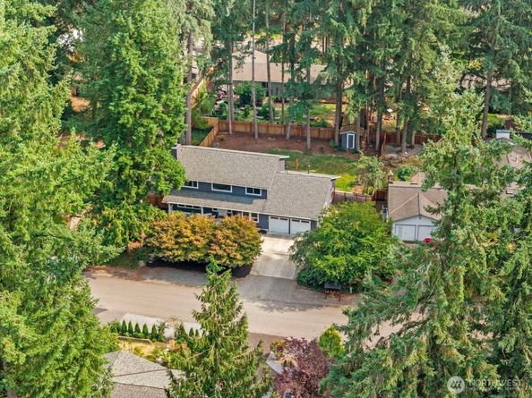 16556 189th Avenue NE, Woodinville WA 98072
