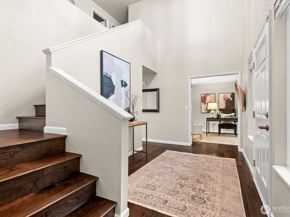 16556 189th Avenue NE, Woodinville WA 98072