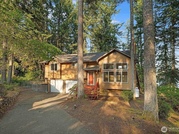 11736 Brian Lane NW, Silverdale WA 98383