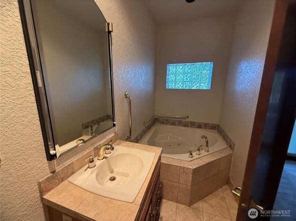 4417 Crescent Avenue, Everett WA 98203