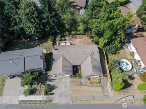2203 Lincoln Pl. Se., Renton WA 98055