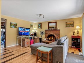 2203 Lincoln Pl. Se., Renton WA 98055