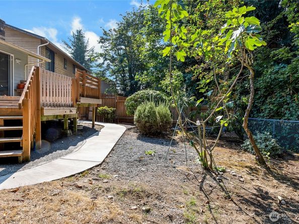 2203 Lincoln Pl. Se., Renton WA 98055