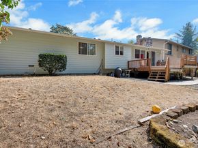 2203 Lincoln Pl. Se., Renton WA 98055