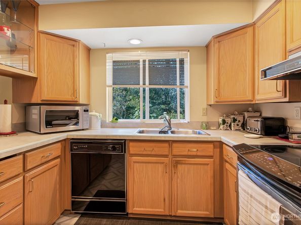 2203 Lincoln Pl. Se., Renton WA 98055
