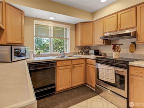 2203 Lincoln Pl. Se., Renton WA 98055