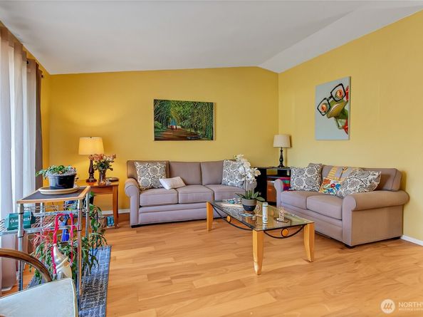 2203 Lincoln Pl. Se., Renton WA 98055