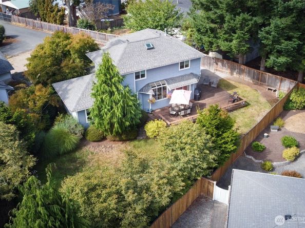 18131 60th Avenue W, Lynnwood WA 98037