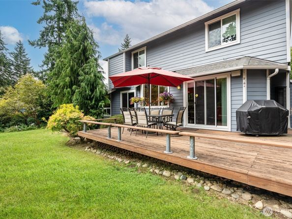 18131 60th Avenue W, Lynnwood WA 98037