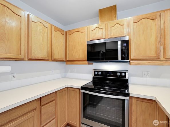 418 17th Street SE 14 D, Auburn WA 98002