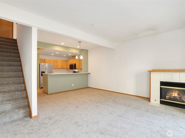 418 17th Street SE 14 D, Auburn WA 98002